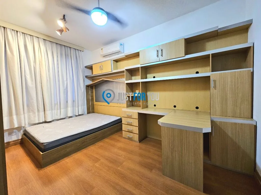 Furnished 4-bedroom house with 5 bathrooms and 350 m² — photo 31