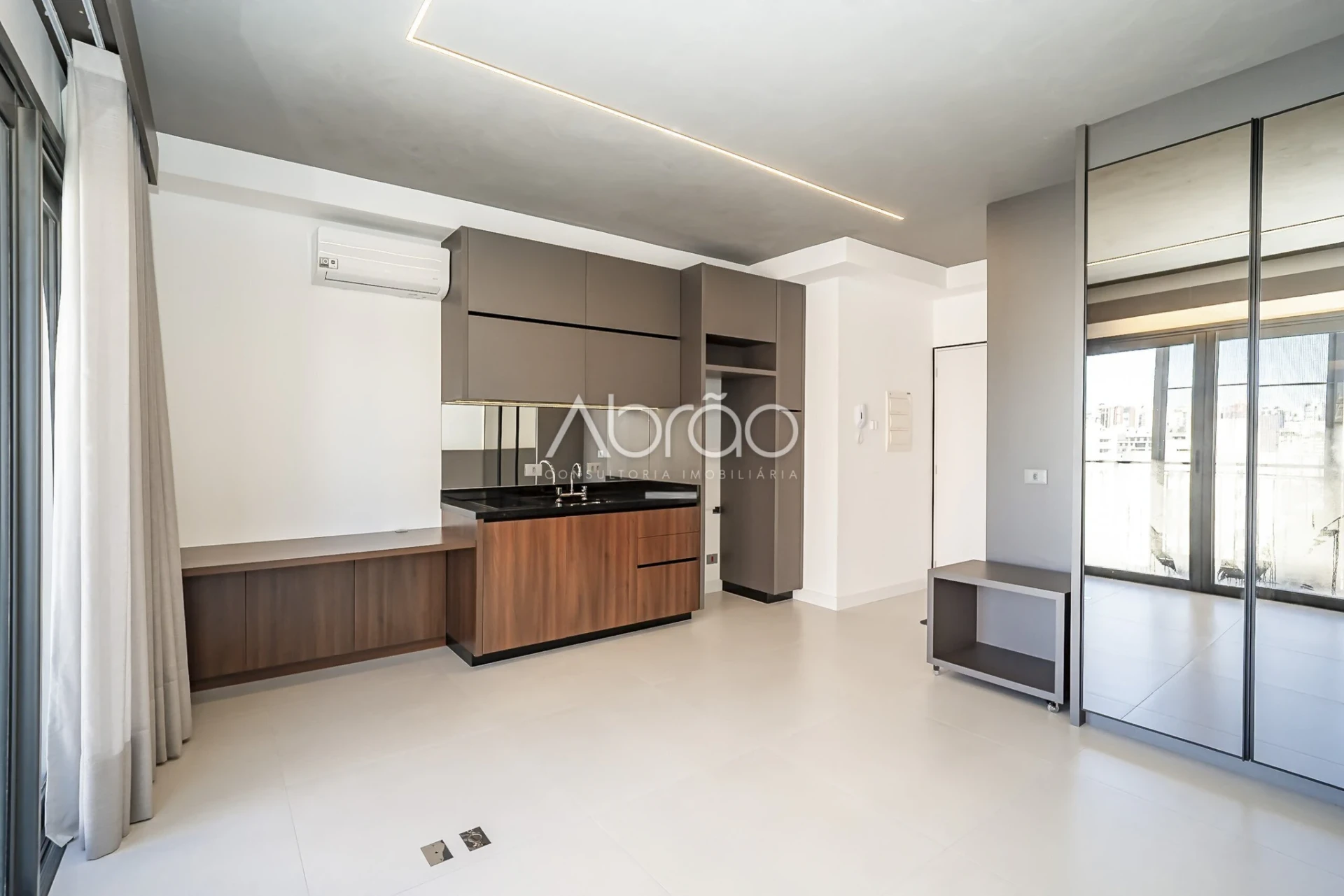 Студія 46 м² з 1 спальнею та зоною відпочинку — photo 2