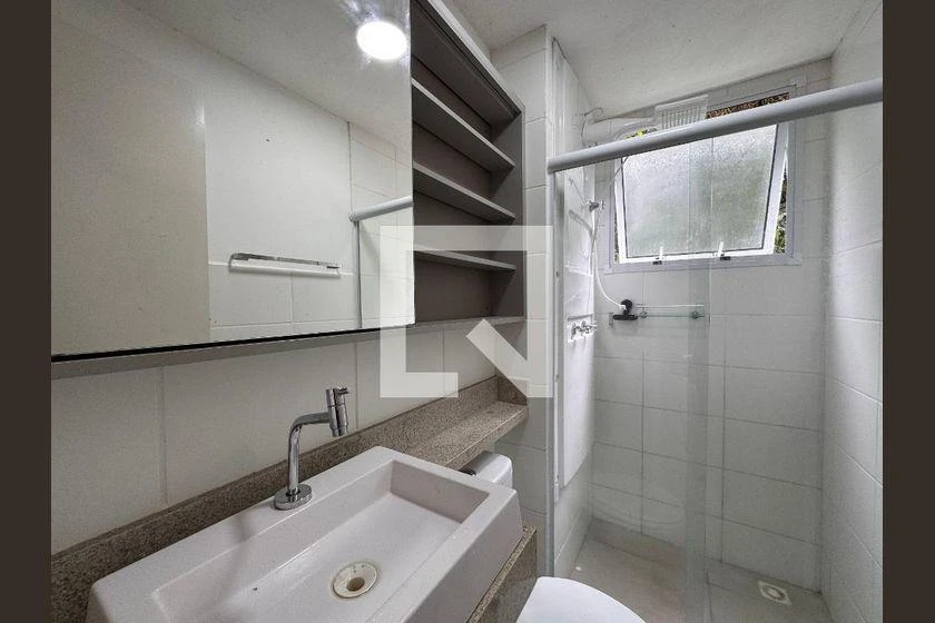 Apartamento mobiliado de 2 quartos em condomínio com piscina — photo 10