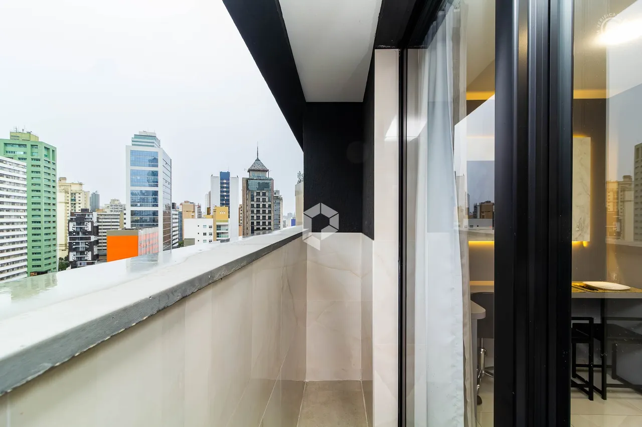 Furnished 1-bedroom apartment with a balcony — photo 3