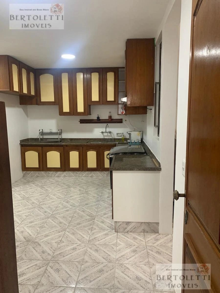Furnished 179 m² apartment with a gas kitchen — photo 14