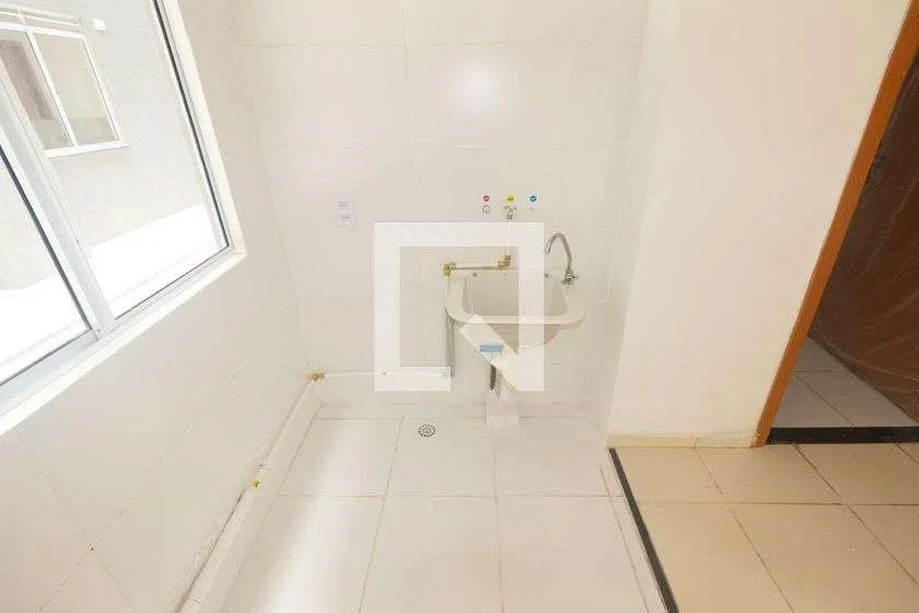 2-bedroom apartment in a building with a pool — photo 11