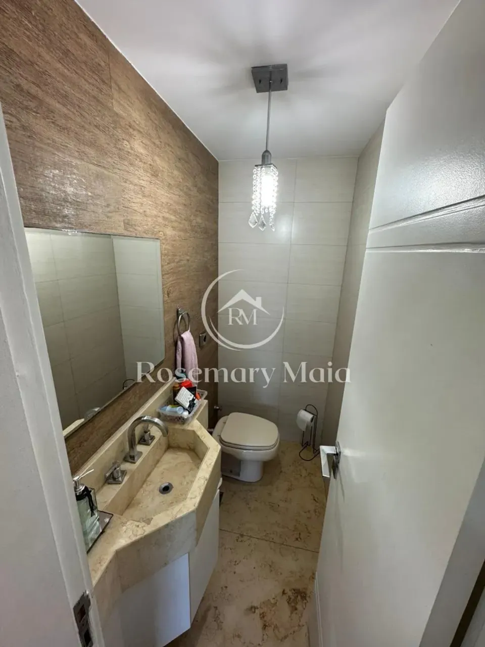Furnished house with 4 bedrooms and 5 bathrooms — photo 12