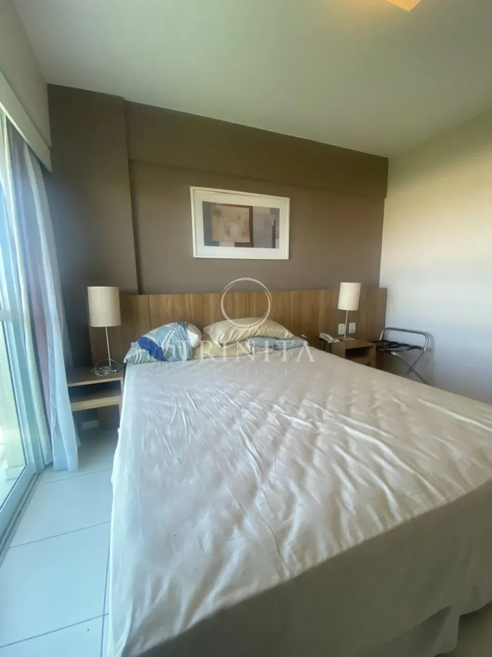 1-bedroom apartment with glass shower and 25 m² — photo 2