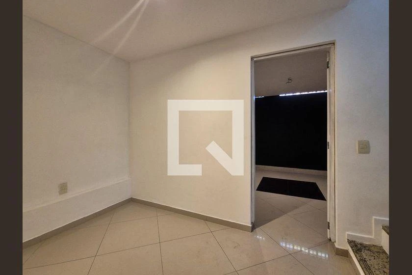 Casa en alquiler con 4 dormitorios y balcón — photo 44