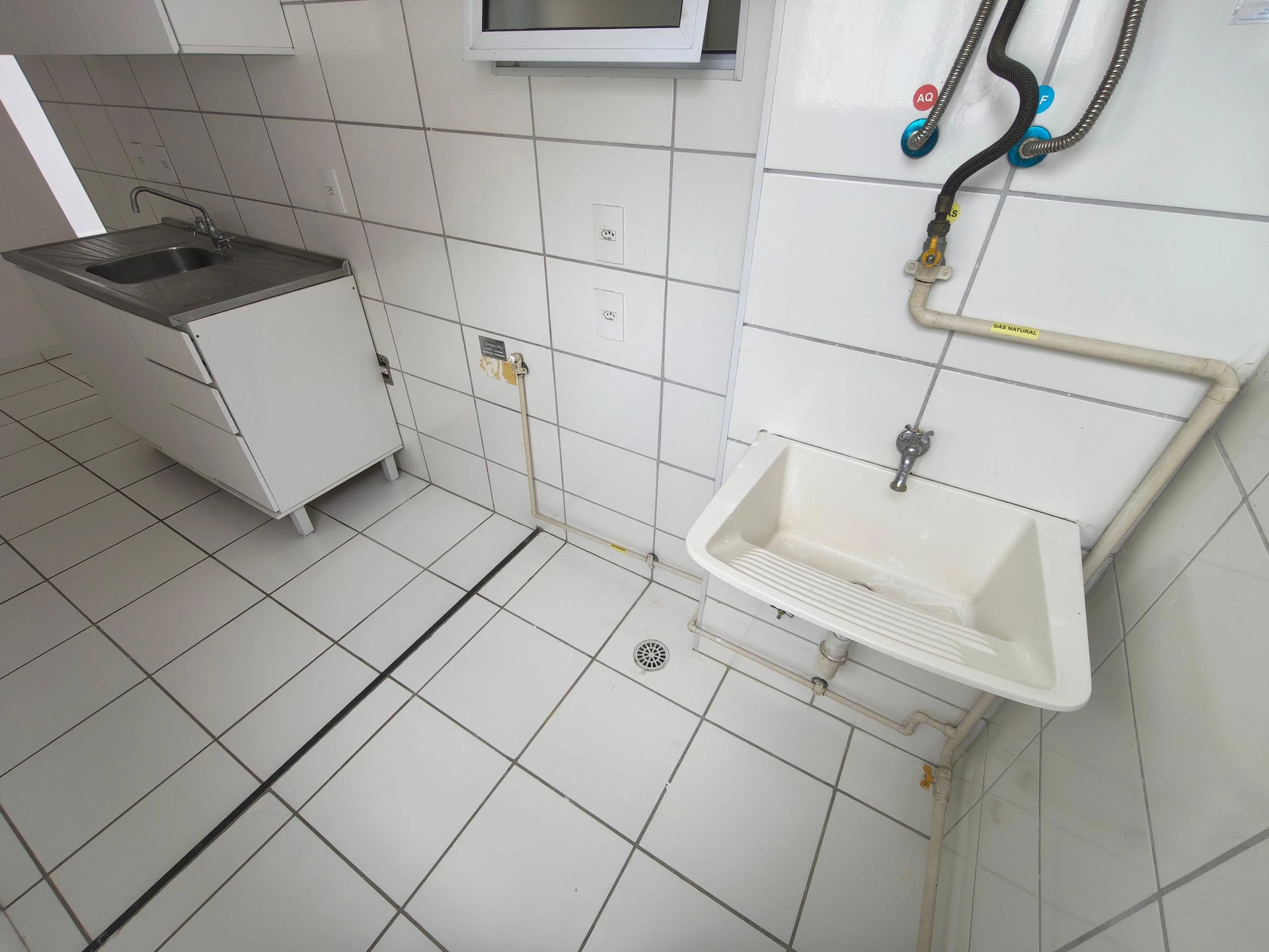 Mountain view in a 2-bedroom apartment, 45 m² — photo 19