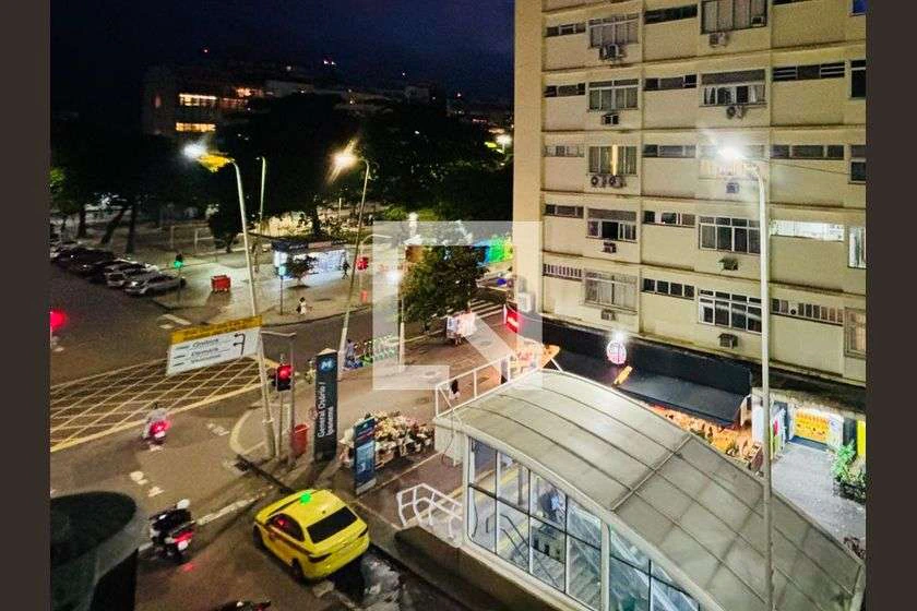 Apartamento mobiliado de 1 quarto com cozinha fechada — photo 23