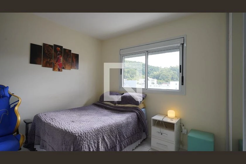 Apartamento amueblado con 3 dormitorios en suite y balcón — photo 8