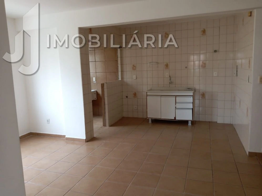 Unfurnished 60 m² apartment with gas stove kitchen — photo 2