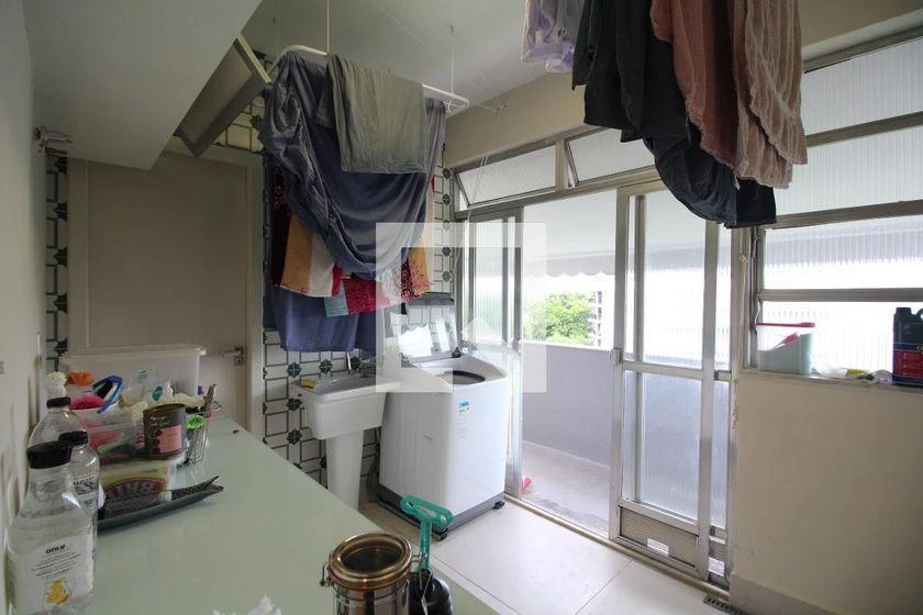 Rental penthouse with 4 bedrooms and terrace — photo 50