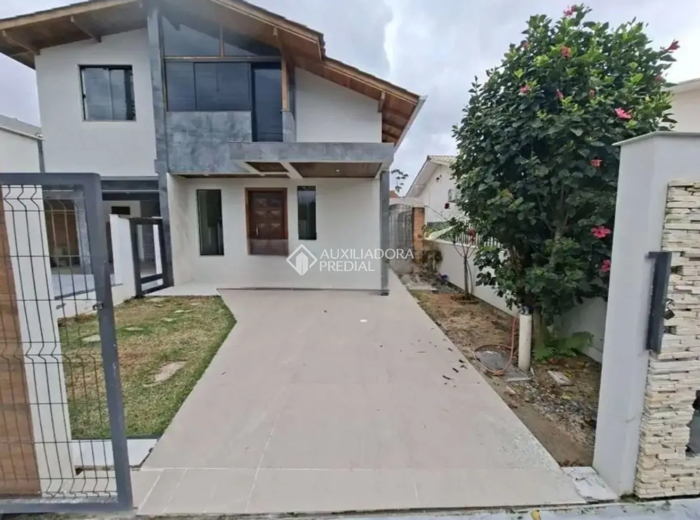 Casa con 2 dormitorios y jardín privado — photo 2