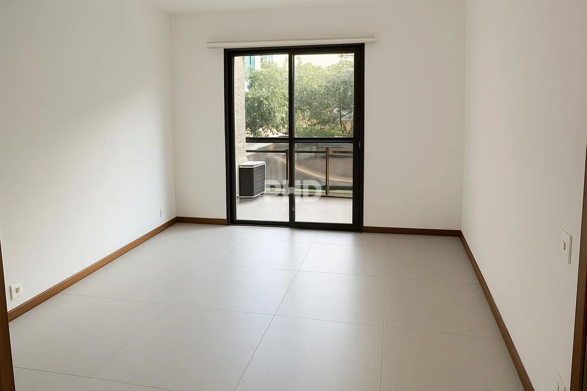 2-bedroom apartment with 3 bathrooms and 2 parking — photo 34