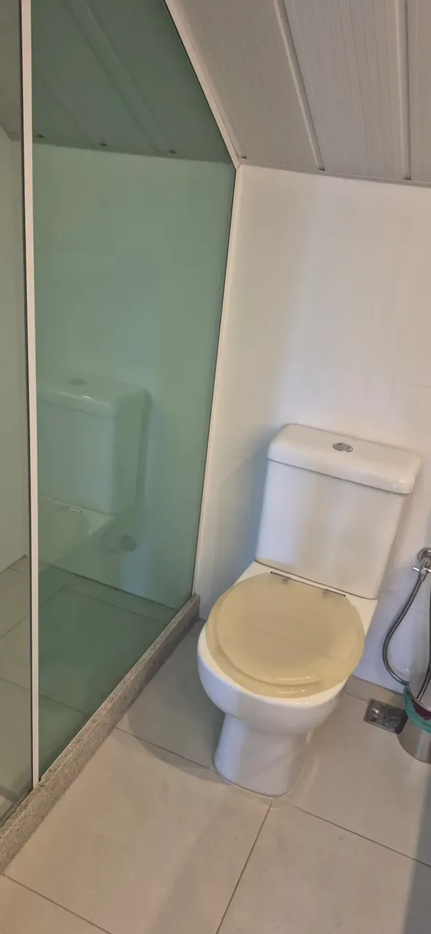 Furnished triplex house with 5 bedrooms and 300 m² — photo 38