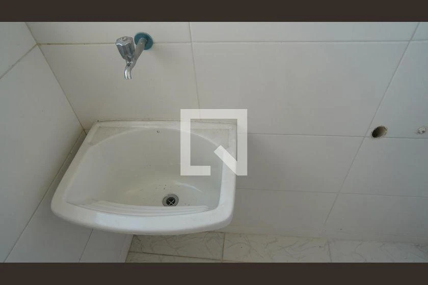 58 m² rental apartment with 1 bedroom and a balcony — photo 34