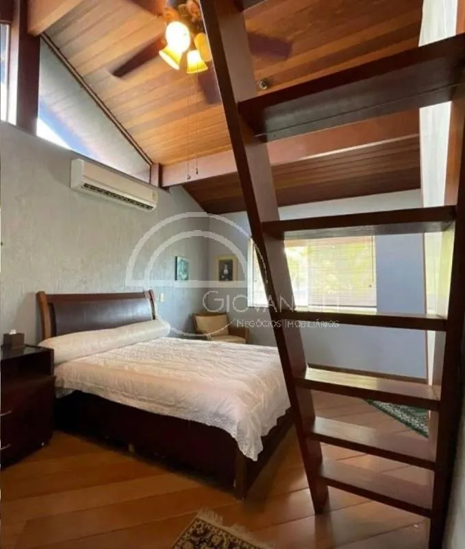 Furnished residential house with 4 bedrooms and 4 bathrooms — photo 22