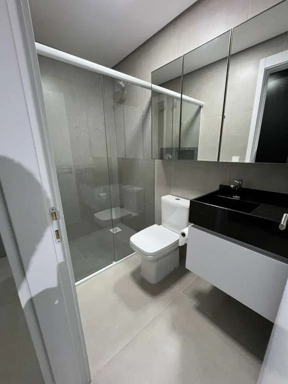 Floor-to-ceiling windows in a one-bedroom apartment, 32 m² — photo 19