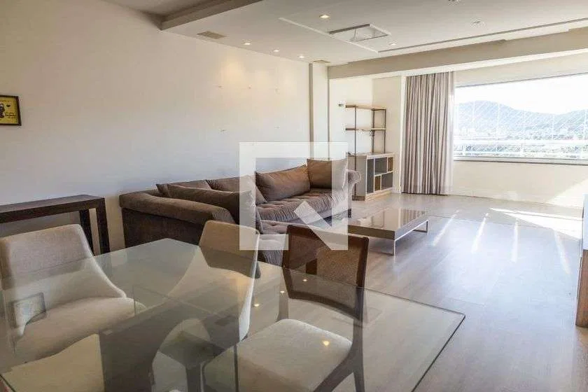 Орендна квартира з 3 спальнями та 304 м² — photo 4