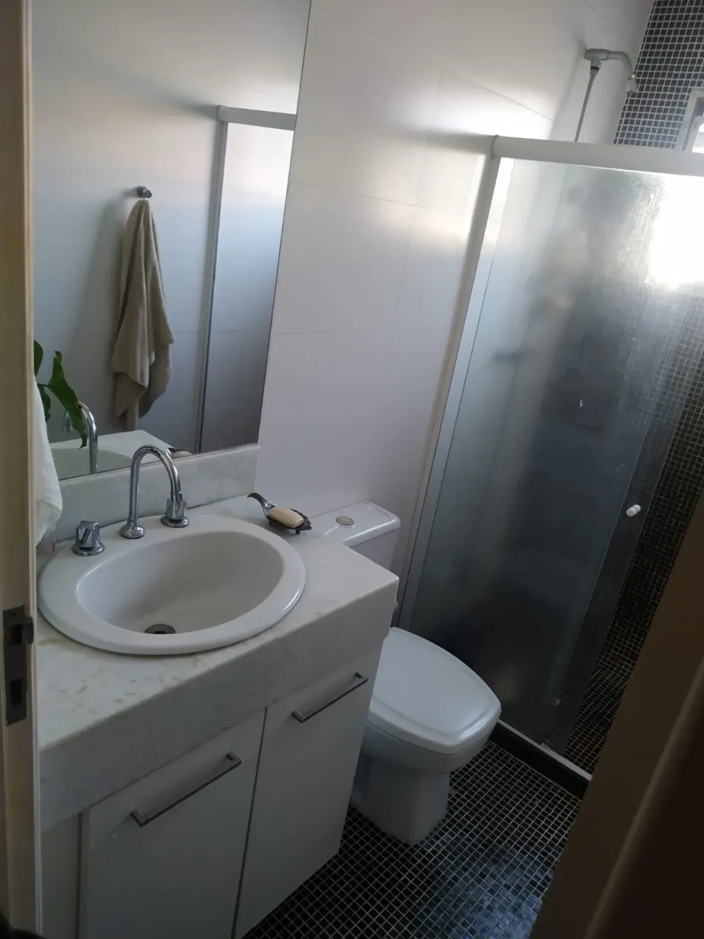 Unfurnished 188 m² house with 4 bedrooms and 4 bathrooms — photo 45