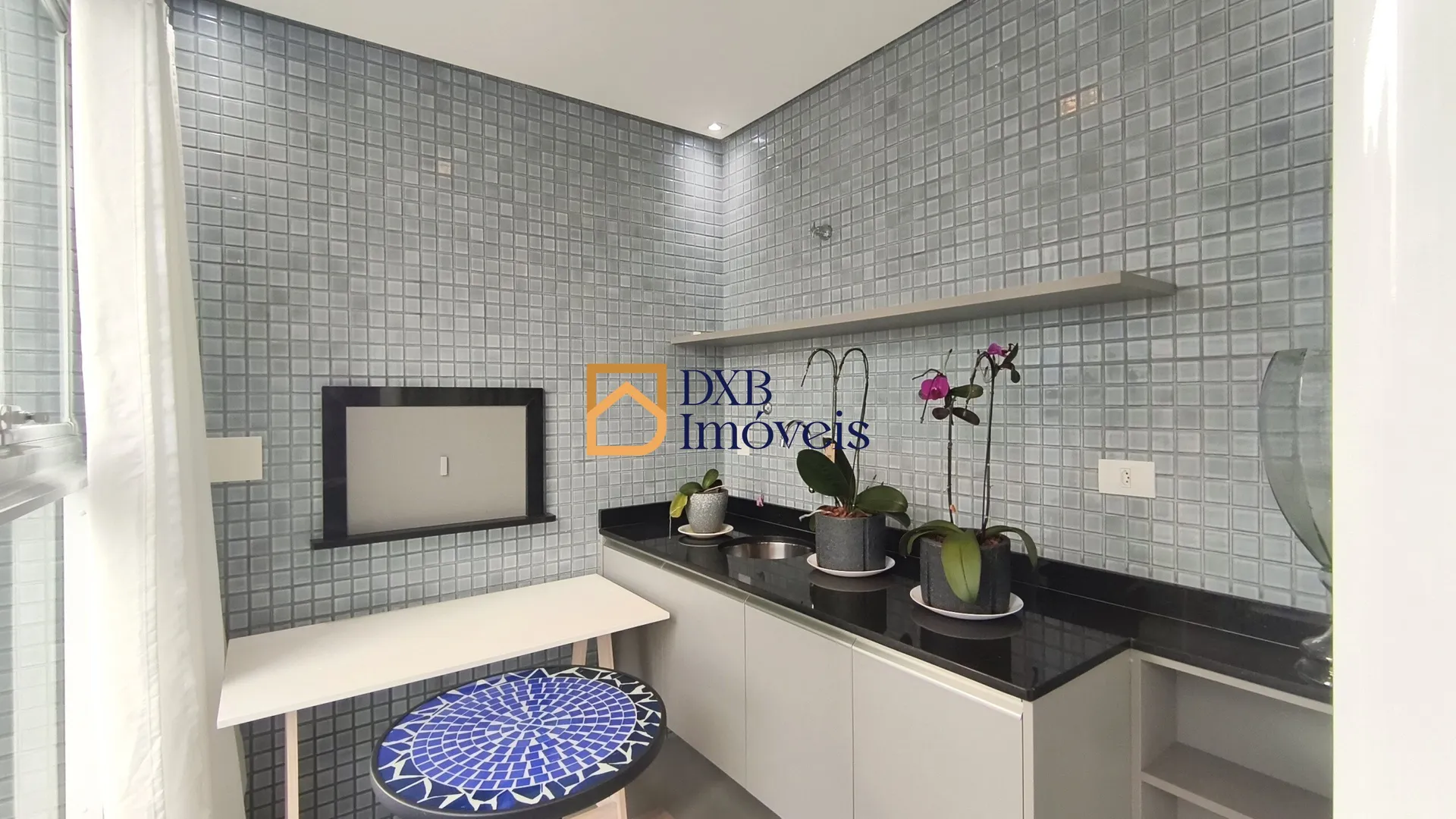 2 en-suite bedroom apartment with open-plan kitchen — photo 7
