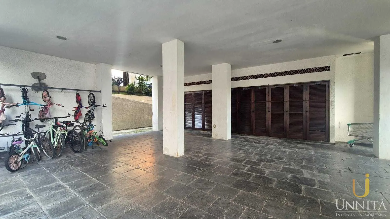Mountain view in a 2-bedroom apartment, 62 m² — photo 19