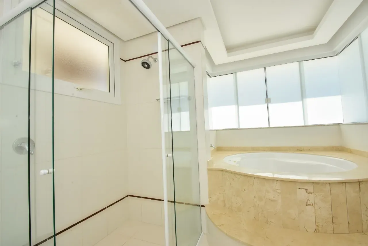 Casa mobiliada com 4 suítes e piscina aberta — photo 55