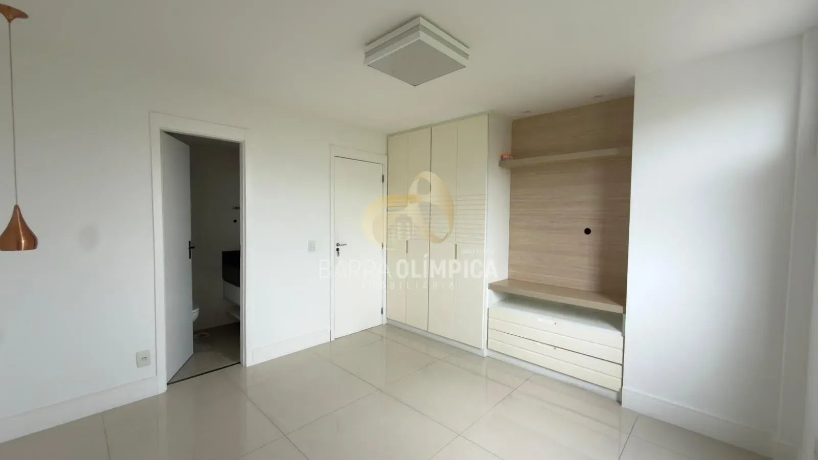 Washing machine in a 2-bedroom apartment, 87 m² — photo 4