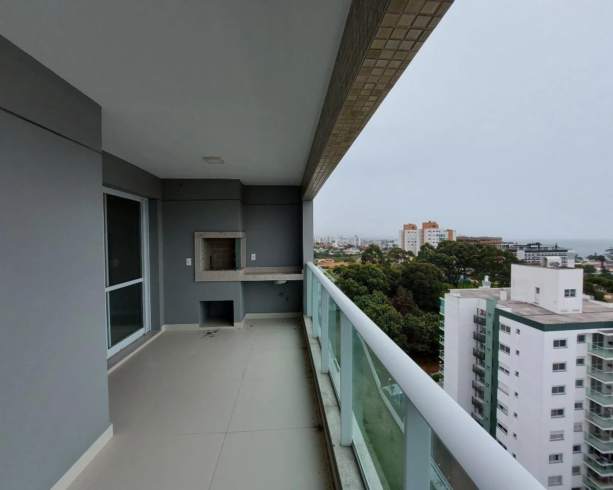 3-bedroom apartment with a water view in Florianópolis — photo 6