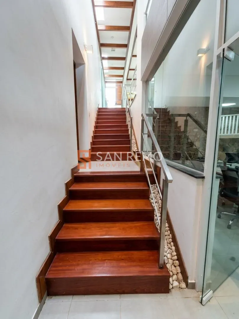 5-bedroom house with a bathtub in Florianópolis — photo 15