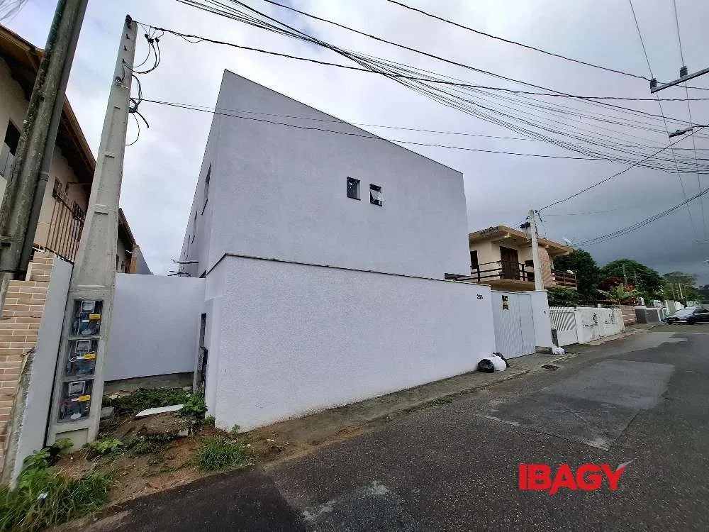 Apartment, 74 m², with a private BBQ — photo 18