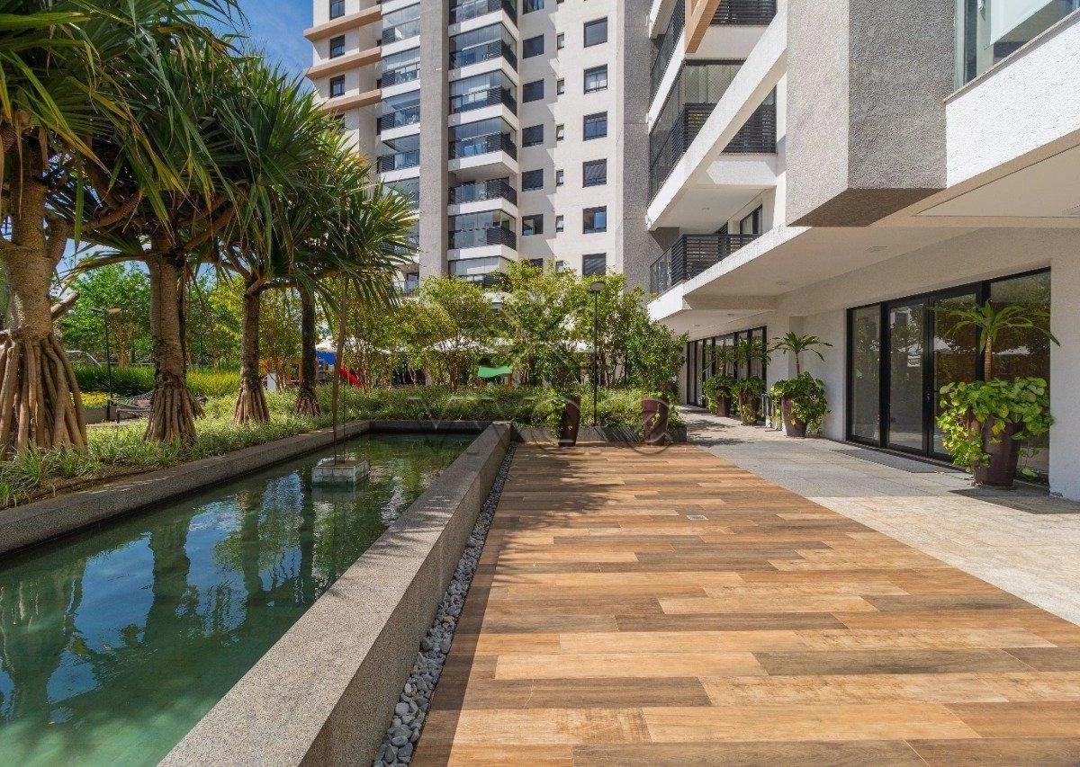 2-bedroom apartment with a grill on the balcony in Curitiba — photo 18