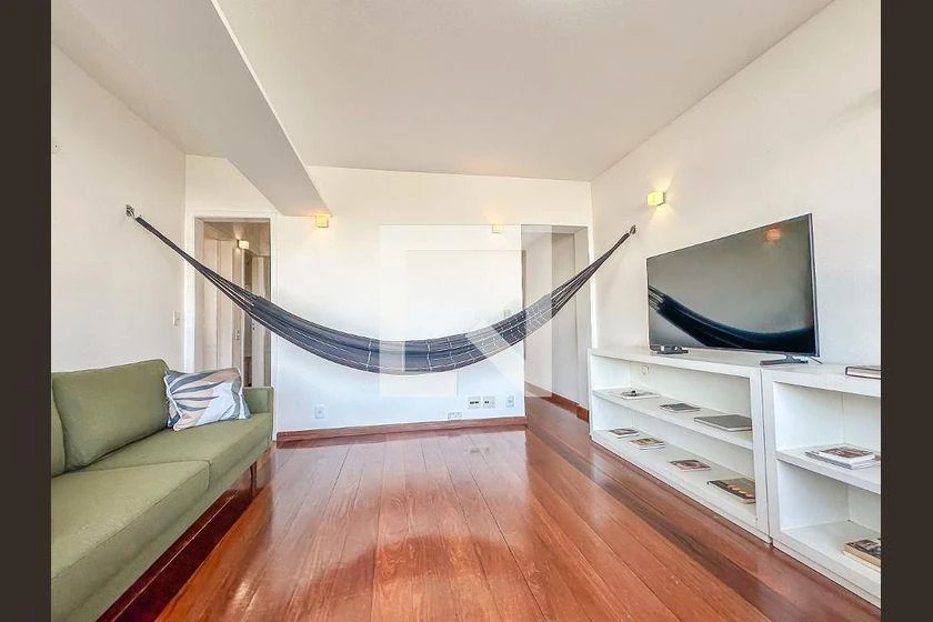 Furnished apartment with 2 bedrooms and 80 m² — photo 32