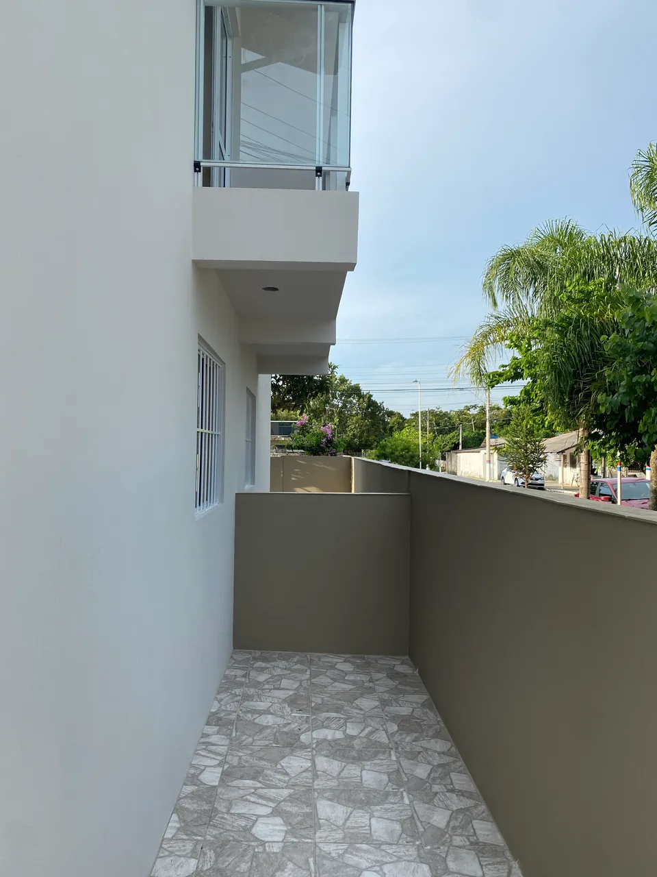 1-bedroom apartment with parking and glass shower — photo 6