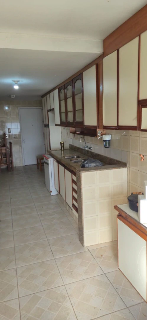 Apartamento mobiliado com 3 quartos e 175 m² — photo 23