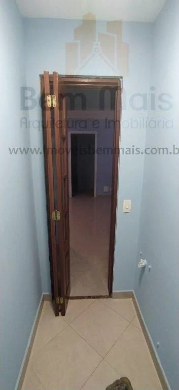 Unfurnished 4-bedroom apartment with closed kitchen — photo 30