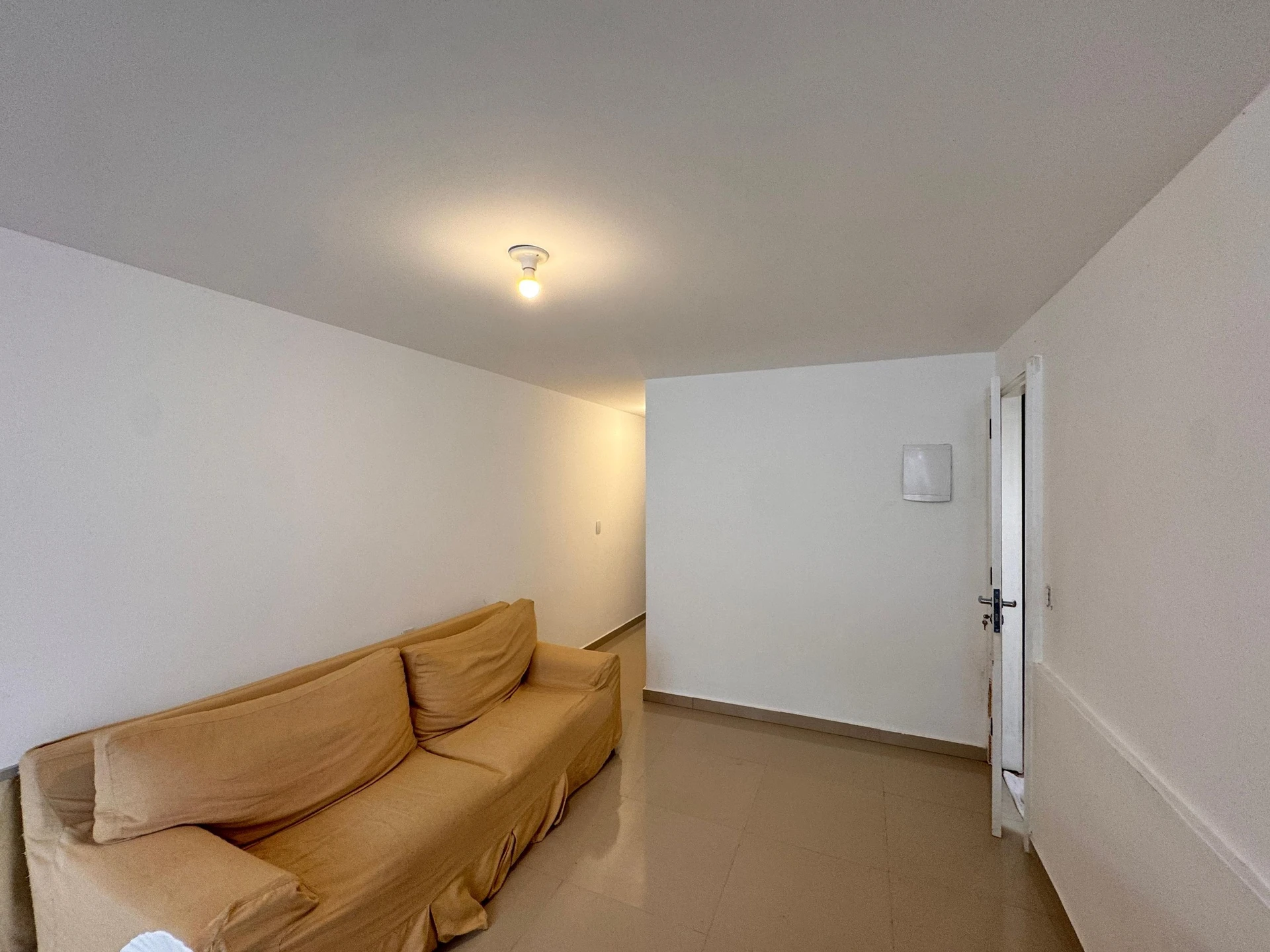 Furnished house with 2 bedrooms and open kitchen — photo 18
