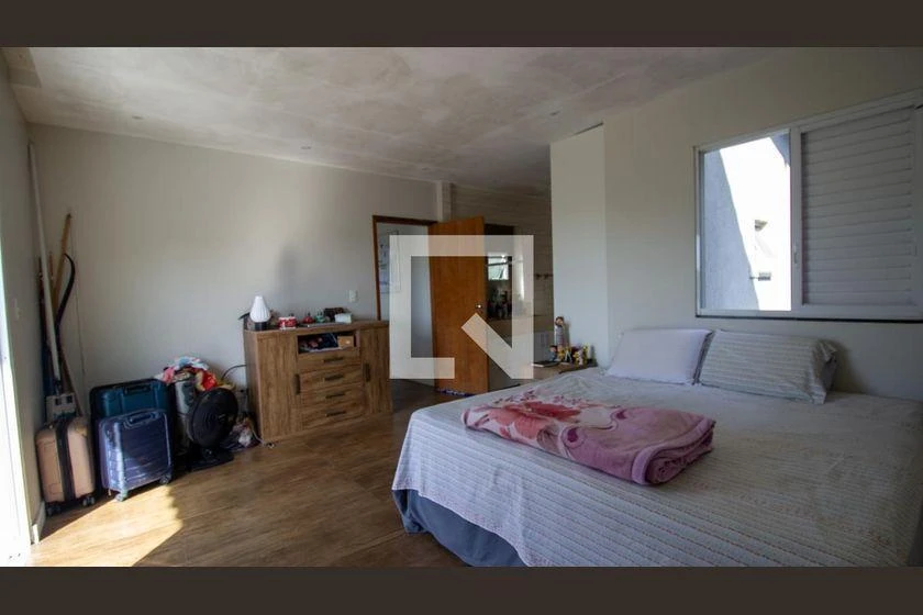 Casa para alugar com 5 quartos e varanda — photo 31