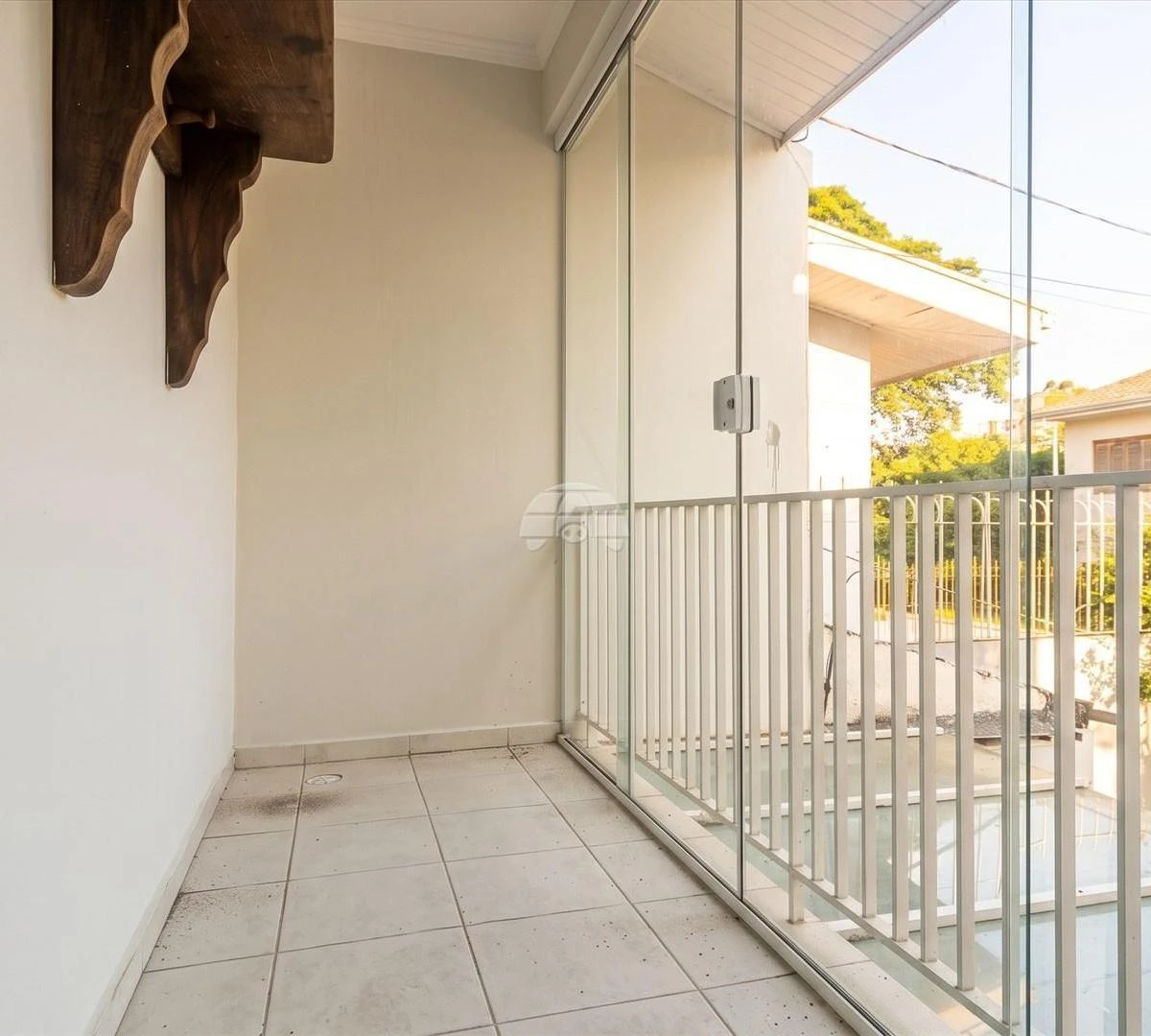 3-bedroom house with a grill on the balcony in Curitiba — photo 15
