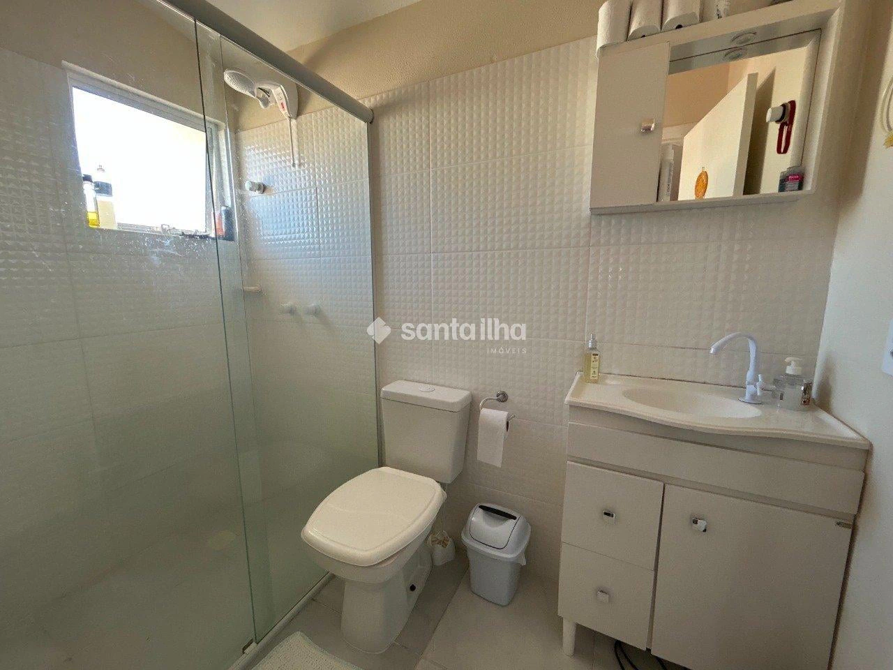 Casa de 300 m² con bañera y balcón gourmet — photo 8