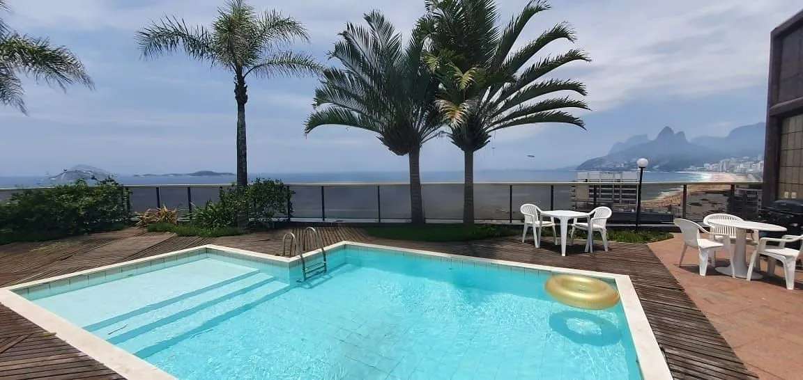 Furnished apartment with 3 bedrooms and 4 parking spots — photo 12