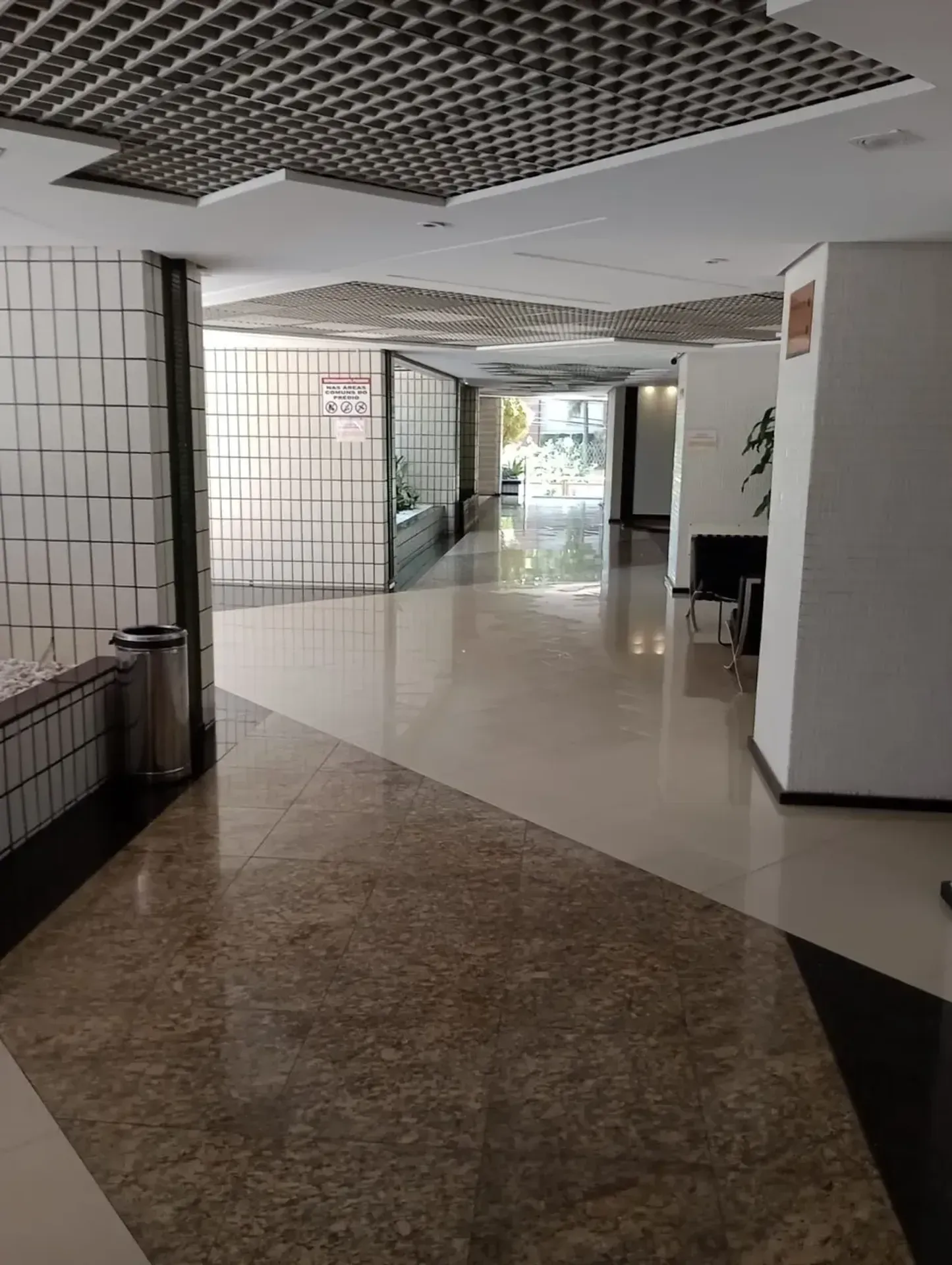3-bedroom apartment with pets allowed — photo 10