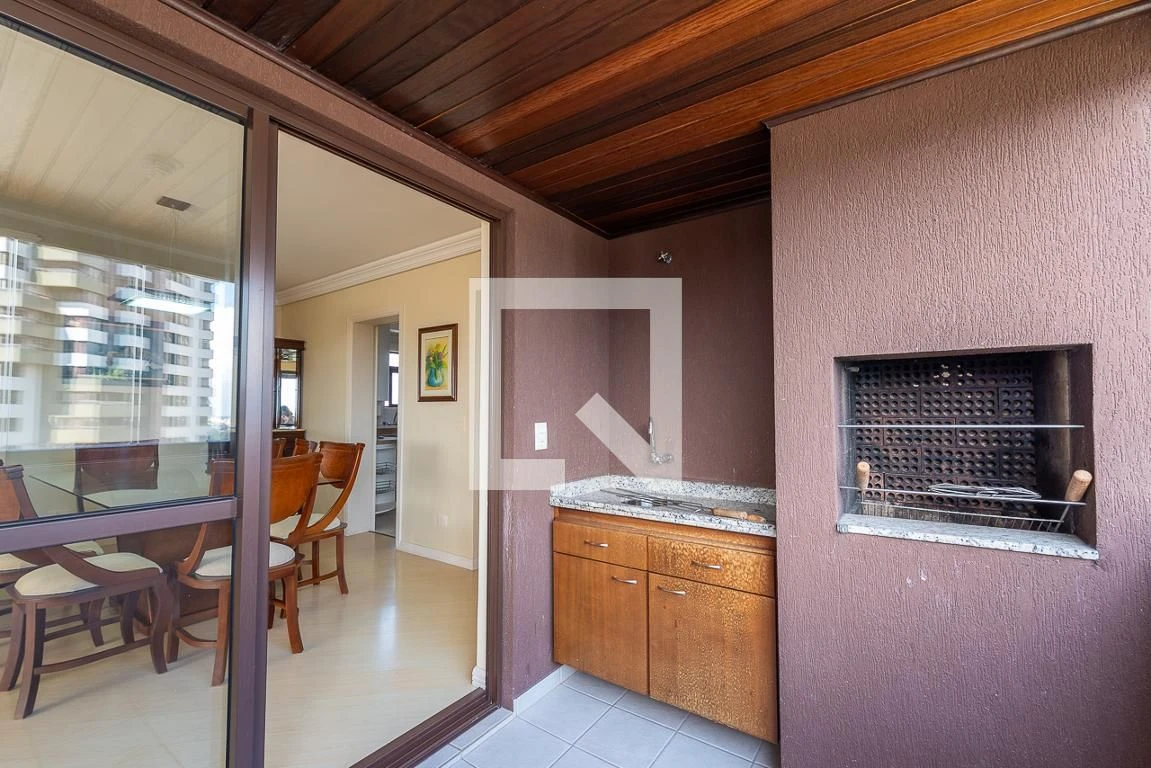 Furnished apartment, 130 m², with a jacuzzi — photo 13