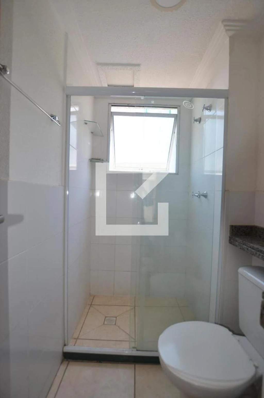 Apartamento de 2 quartos em condomínio com piscina — photo 8