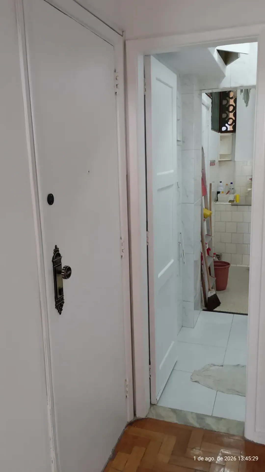 Unfurnished 1-bedroom apartment with 2 bathrooms — photo 17