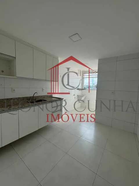 Residential apartment with 3 bedrooms and 3 bathrooms — photo 6