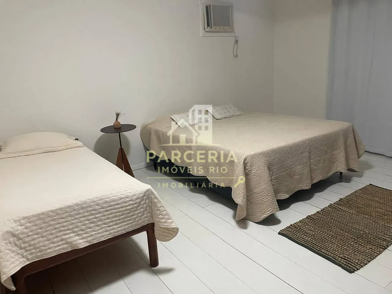 Casa mobiliada com 5 quartos e área de piscina compartilhada — photo 35