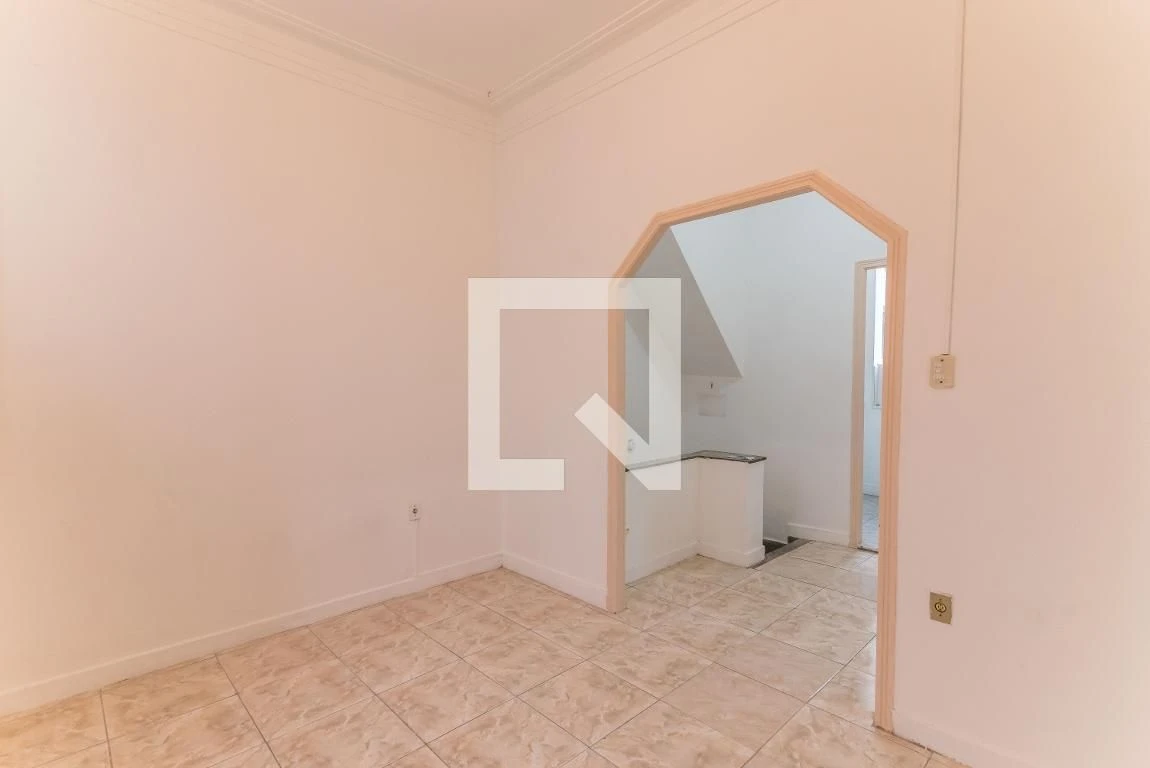 Apartment with 3 bedrooms and 1 en-suite, no parking — photo 27