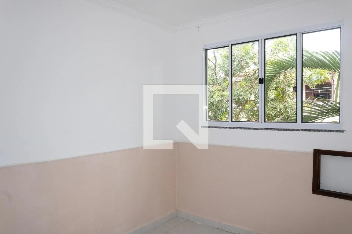 Home office in a 2-bedroom apartment, 43 m² — photo 21