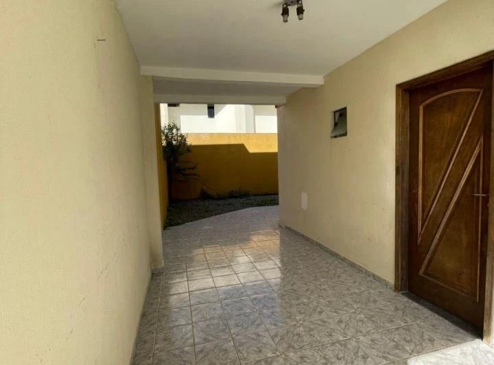 House with 2 bedrooms (1 en-suite) and 3 bathrooms — photo 8