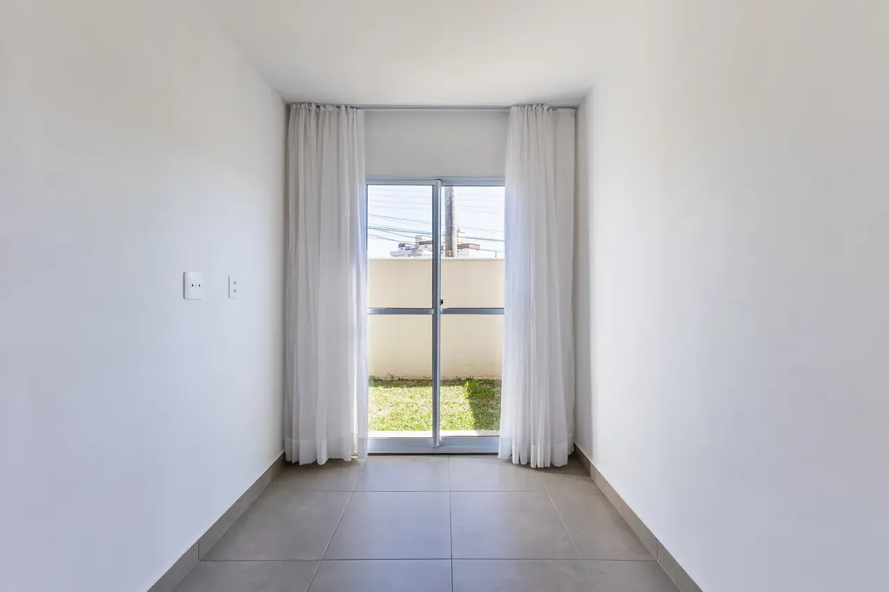 Furnished 77 m² apartment with 2 bedrooms and balcony — photo 20