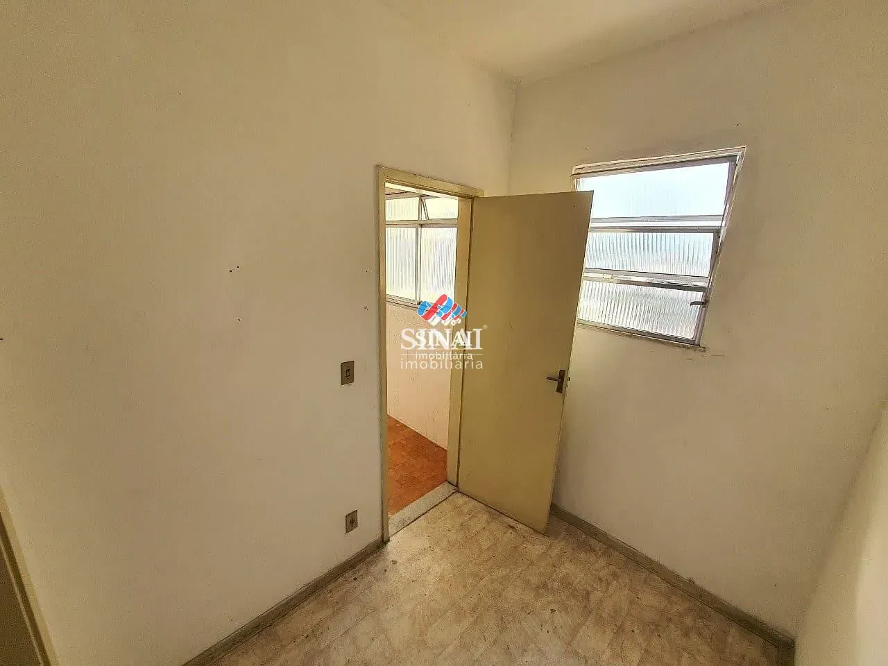 2-bedroom apartment with balcony and parking space — photo 17